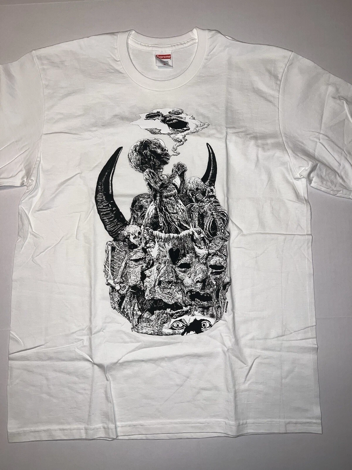 Tee shirt Supreme® MUTANTS taille Medium (M) neuf) blanc
