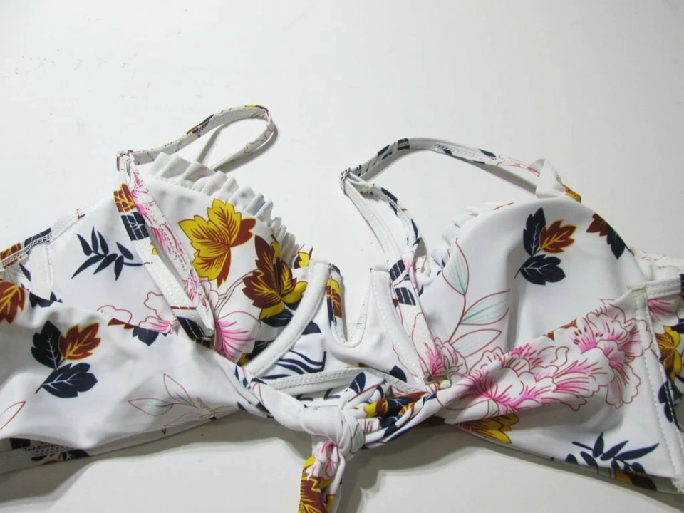 Top de bikini Zaful para mujer talla 8 blanco con múltiples aros forrado floral con volantes para nadar Foto 2 de 4