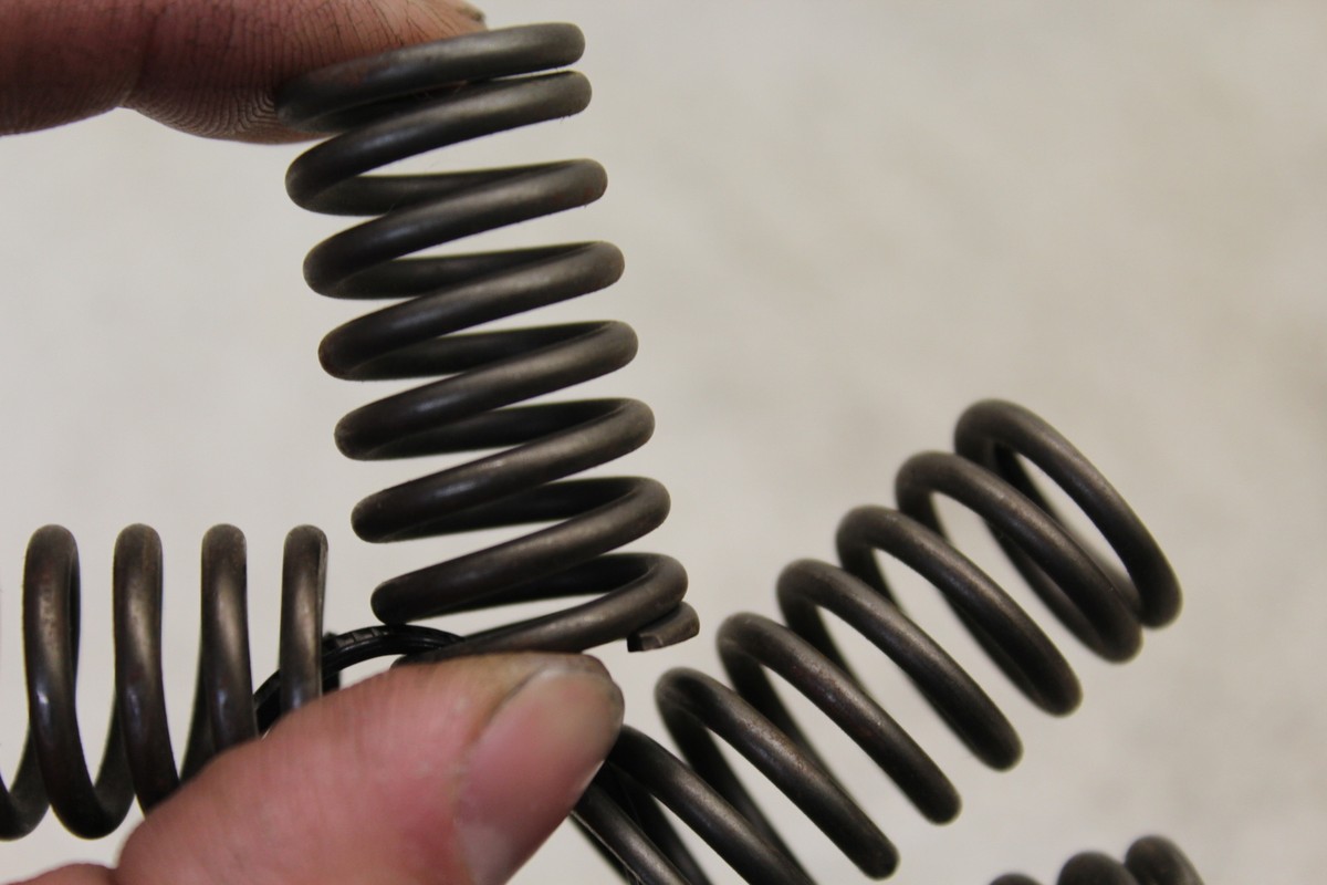 4/10～17　SSS＊ページ KAWASAKI 04-19 NINJA ZX10R 17-19 ZX10RR OEM CLUTCH SPRING SET KIT