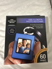 The Sharper Image USB 2.0 Photo Keychain blue