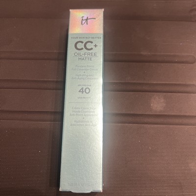 It Cosmetics CC+ Oil-Free Matte Full Coverage Foundation SPF 40 - Neutral Tan