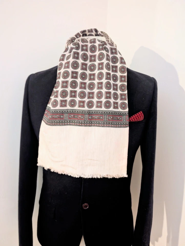 Men's Vintage Geometric Scarf, Gents 60's Silky Evening Beige Scarf Opera Cravat - Image 4 of 4
