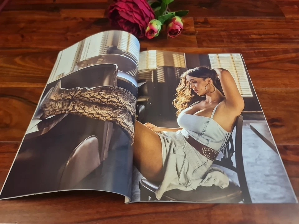 GUESS SPRING/SUMMER 2025 CATALOGUE/MAGAZINE #18 *BRAND NEW* ☆STUNNING☆  - Image 3 of 4