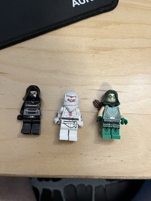 LEGO Custom Super Heroes Justice League Green Arrow and 2 other figures Lot