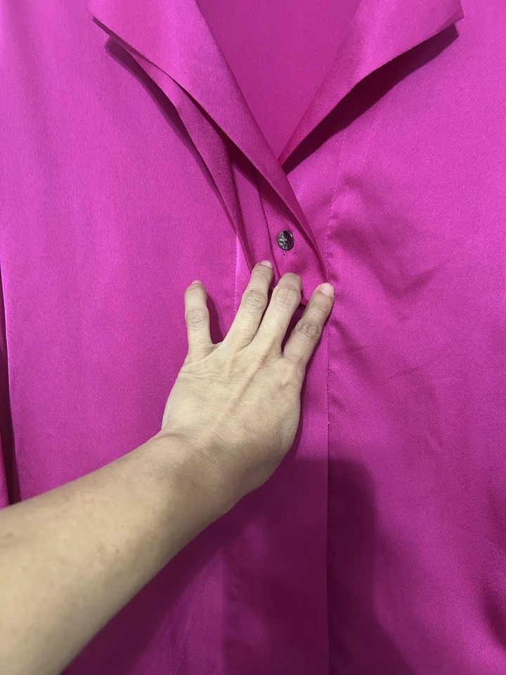 Blusa Adrienne Landau Elegante Fucsia Abotonada Con Borde Brillante Cadena Nueva con Etiquetas Talla S Foto 4 de 4