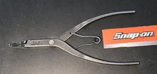Snap On SRP1A - 9" Long 90° Jaw Tips Spring Loaded Needle Nose Pliers.
