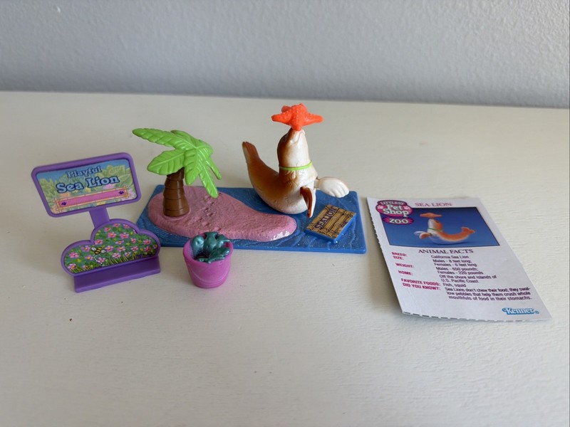Vtg 1993 Littlest Pet Shop Zoo Wilderness Pets Playful Sea Lion On Sandy Beach