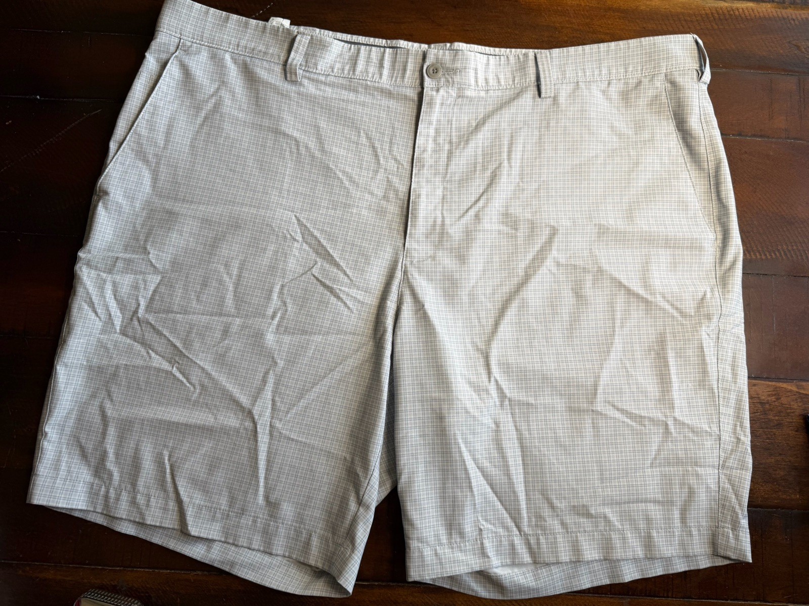 PGA Tour Men's Plaid Golf Shorts With Pockets Size 44