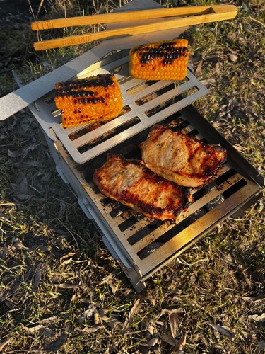 Grillnik XS Set 6-in-1 BBQ Drehspieß Feuer+Grillstelle Anzündstarter Kamin - Bild 5 von 15