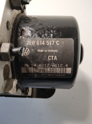 7E0907379G 7E0614517C ABS BRAKE PUMP CONTROL UNIT AUDI VW T5 - Bild 4 von 6