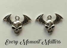 10 x Tibetan Silver SKULL WITH WINGS HALLOWEEN BATWINGS 22x16mm Charms Pendant