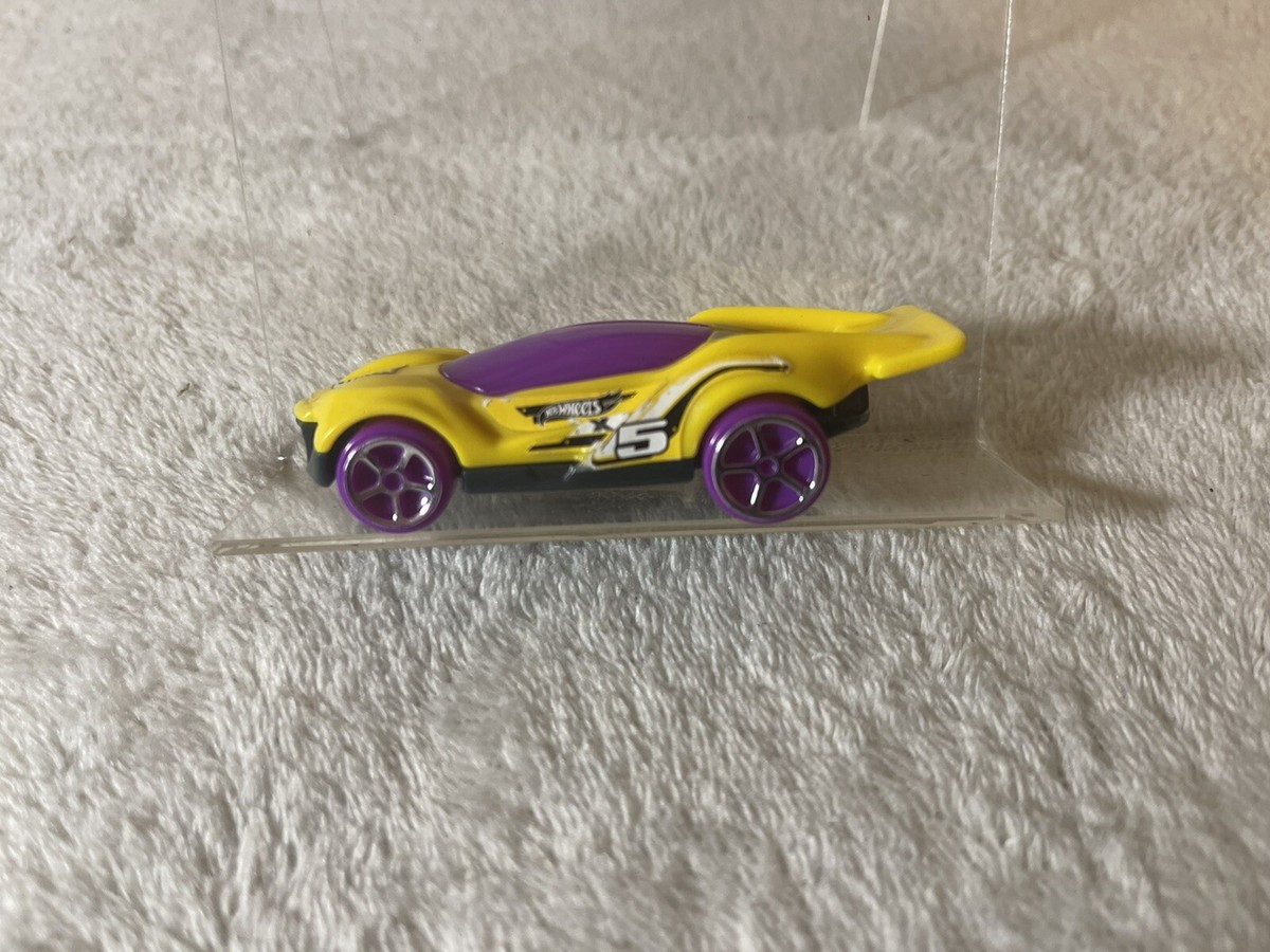 2019 McDonald's Hot Wheels Happy Meal Car Blitzspeeder Mattel 1:64