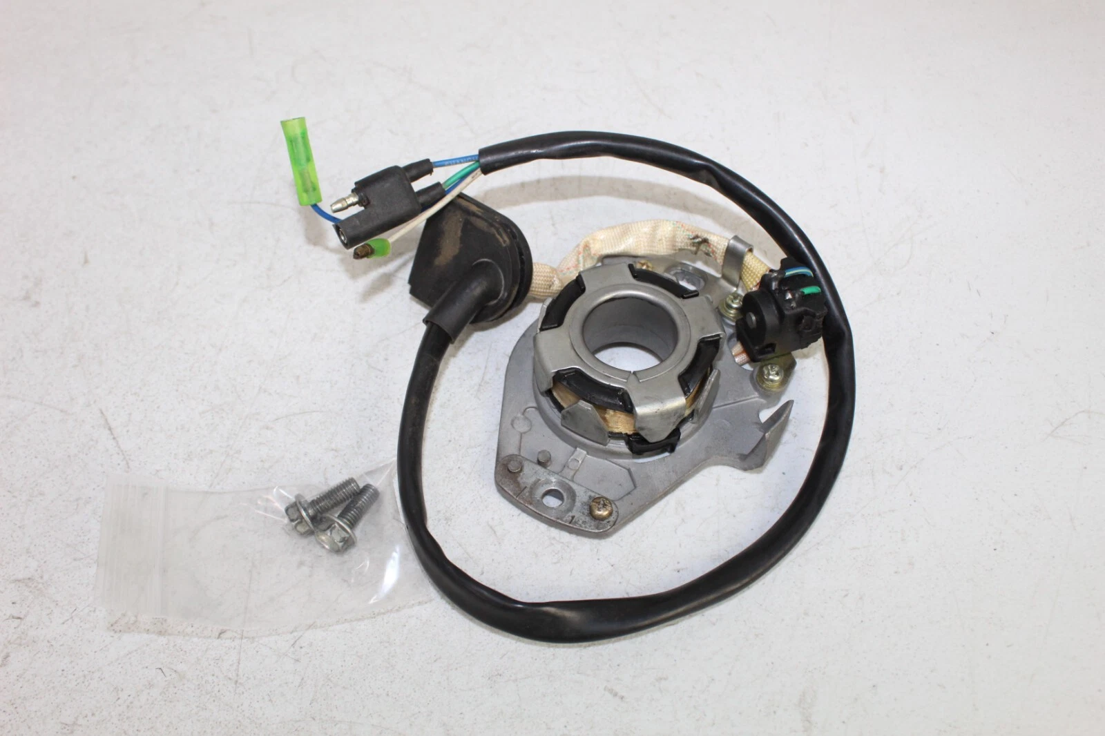 1993 - 1996 Honda CR250 OEM Stator assembly 31100-KZ3-891 CR 250 95/Z