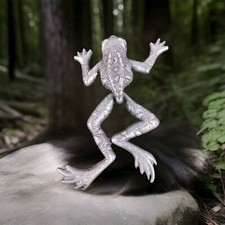 Tree Frog Brooch / Pin. The Legs Move Unique Pewter Piece. Segmented