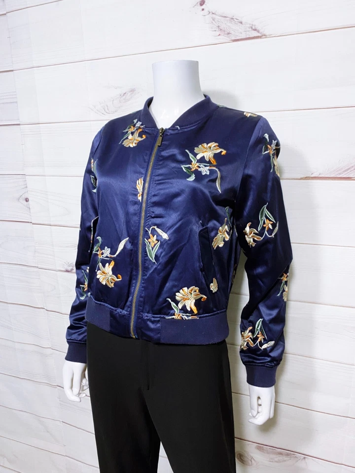 Chaqueta Aqua Mujer Talla S Azul Marino Floral Bordada Cremallera Completa Bolsillos Forrados Foto 3 de 4