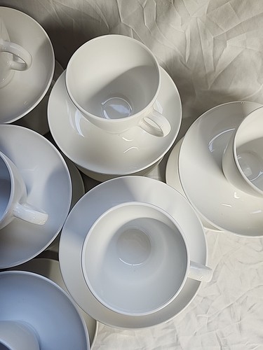 (12) tazas y platillos de colección de café/té blancos Corning Centura - Imagen 5 de 20