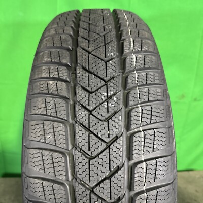 Single,Used-225/60R18 Pirelli  Sotto Zero 3 104H 10/32 DOT 5117