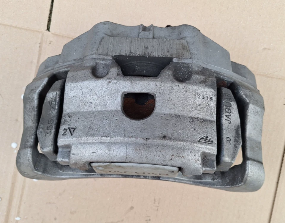 Jaguar F type X152 14-19 3.0 Front Brakes Caliper Calipers Left & Right - Image 3 of 4