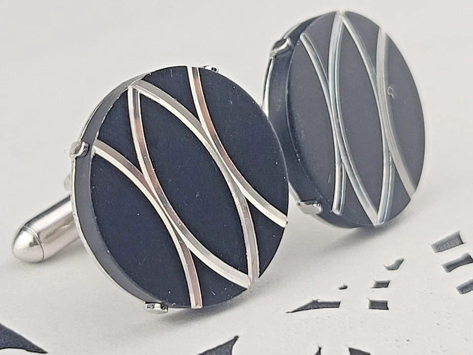 Abotoaduras modernas de alumínio oxidado preto corte aço Swank meados do século 3/4" - Imagem 2 de 4