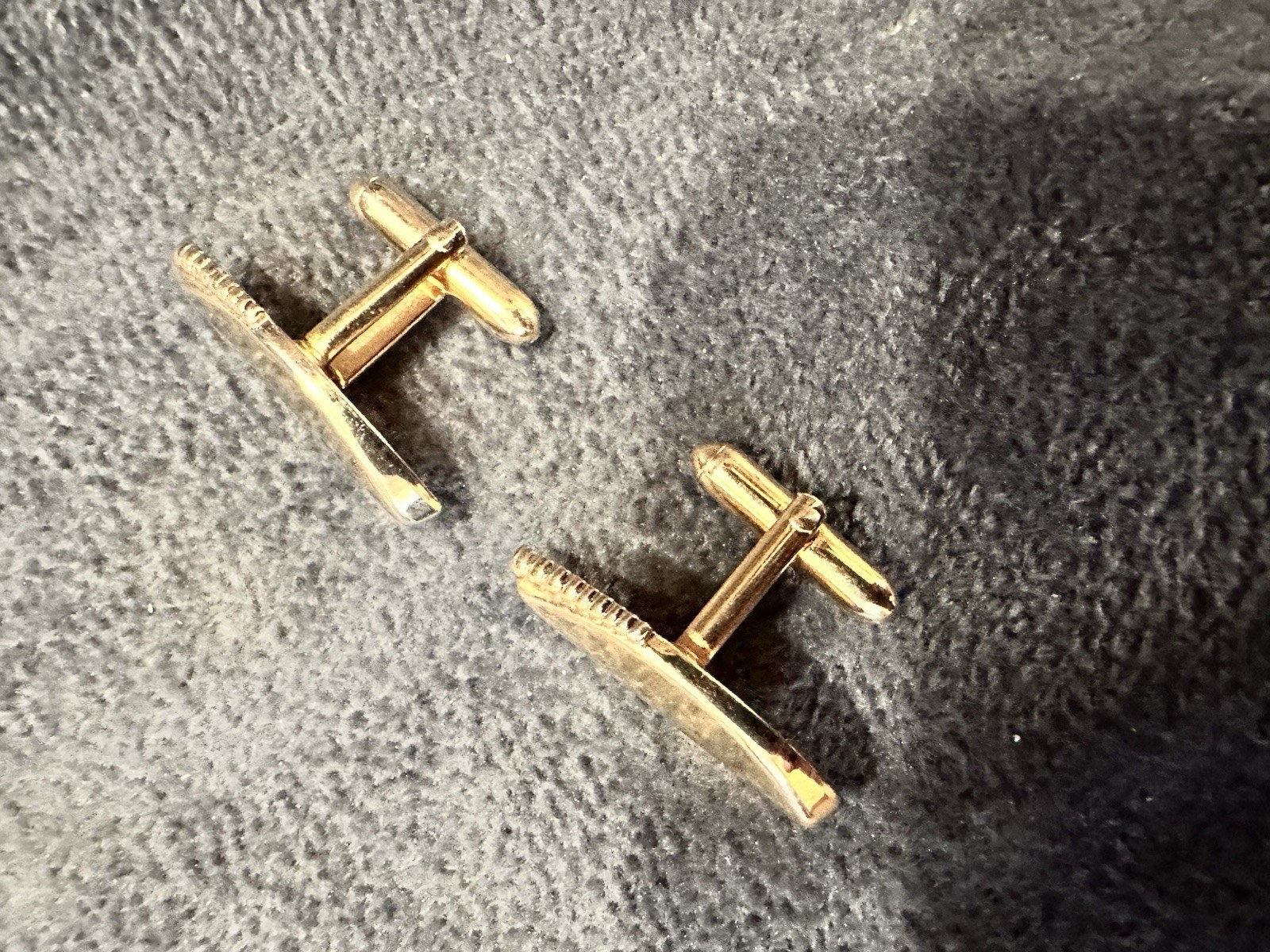 gold cufflinks Unknown Classification - image 2