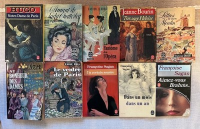 Lot of 10 French LIVRE DE POCHE Paperbacks, Hugo, Zola, more