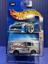 2003 Hot Wheels Carbonated Cruiser 5/5 Combat Ambulance #089