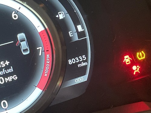 Used Speedometer Gauge fits: 2015 Lexus Lexus is350 cluster Sdn MPH w/navigation - Picture 7 of 24