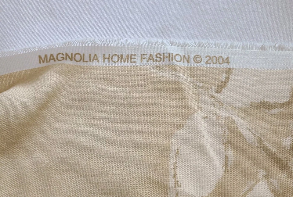 Tapicería vintage 2004 Magnolia Homes tela de moda hojas tostadas/blancas 45"X57" Foto 2 de 4