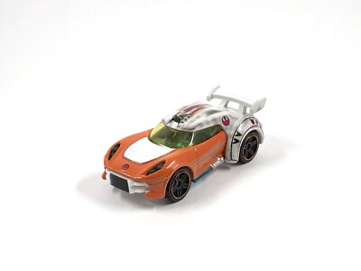 Hot Wheels Star Wars Character Car Luke Skywalker (Pilot) CGW38
