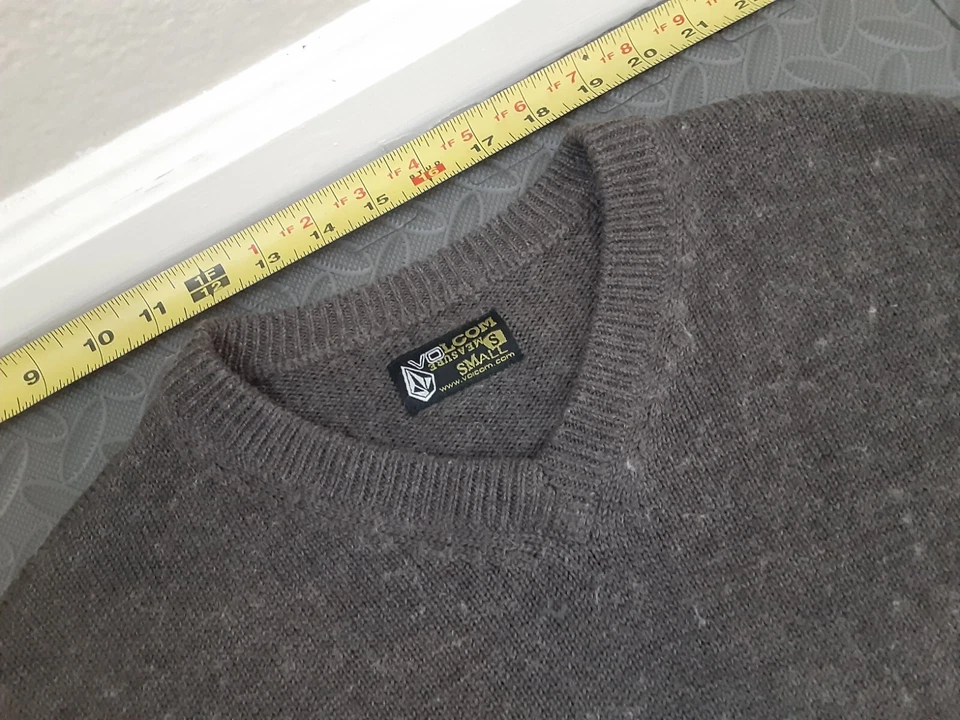 Volcom Sweater Mens Small Thermal Gray Pullover Wool Blend #S129 - Image 3 of 4