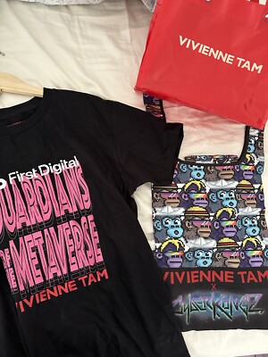 vivienne tam black uni  t-shirt + 1 Red Tote + 1 Soft Foldable Monkey Nft Tote