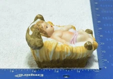 Baby Jesus Manger Christmas Nativity Scene Figure Vintage Ceramic Porcelain 