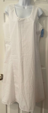 Vintage Sleepwear Dixie Belle Lingerie White Night Gown Size 38 Average