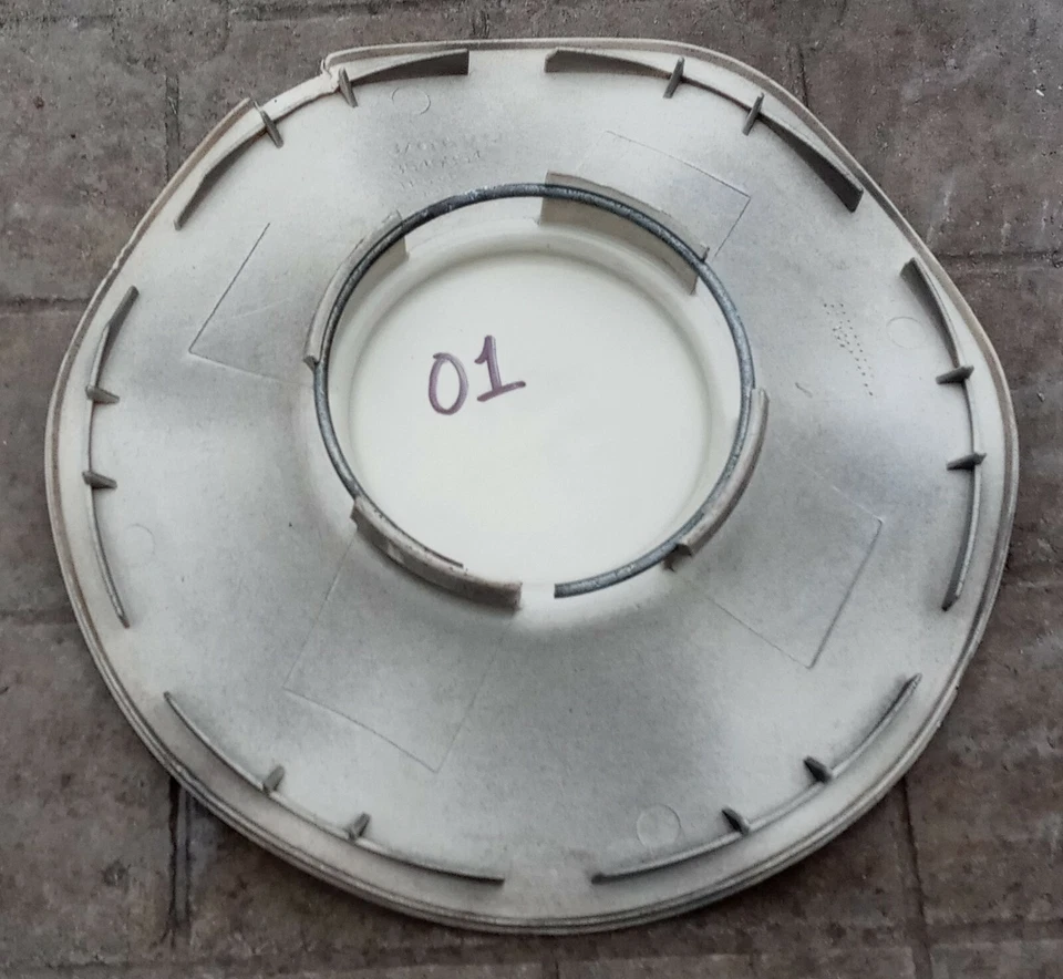 Центральный колпак Volvo 850 S70 V70 1992-2002 номер детали 3546354 01 - Изображение 3 из 3