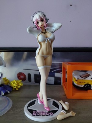 Super Sonico Swimsuit Gravure White Ver. 1/6 Scale PVC Painted Figure Skytube