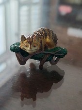 HANCUERNA Victoriana Miniaturas Peltre Gato Cheshire Figura Alicia en el País de las Maravillas