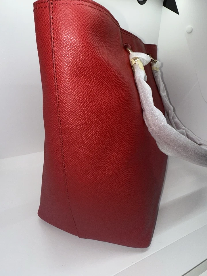 NUEVO CON ETIQUETAS COACH Town Car Bolso de Hombro en Cuero Granulado ROJO 34817 $350 Cartera Foto 3 de 4