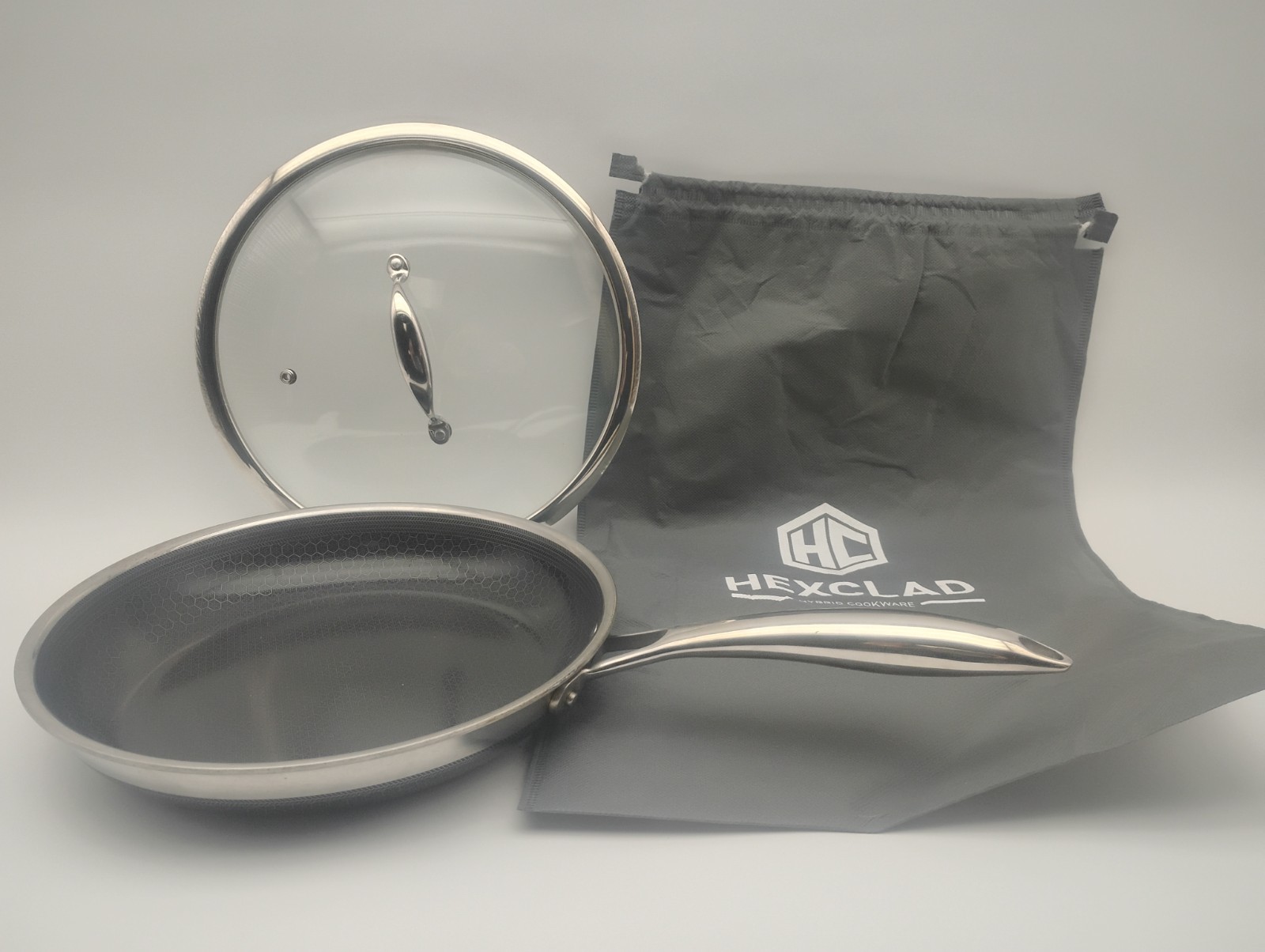 HEXCLAD 8" Hybrid Fry Pan Stainless Steel Non-Stick Frying Pan with Lid