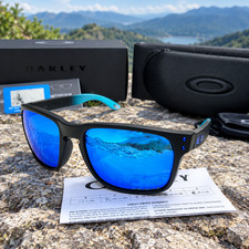 New Oakley Holbrook Sunglasses Matte Black Blue Fade Frame Blue Mirror Polarized