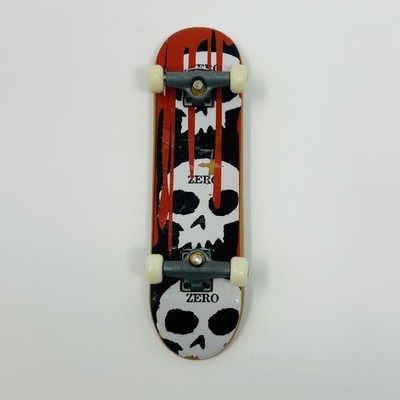 Tech Deck Zero Triple Skull Bloody Nose TM Fingerboard Skateboard Vintage
