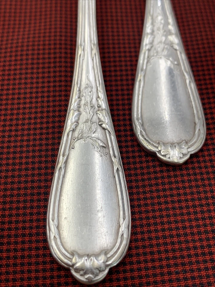 4 colheres de café vintage francesas antigas Ercuis placa de prata 5-5/8" - Imagem 2 de 4