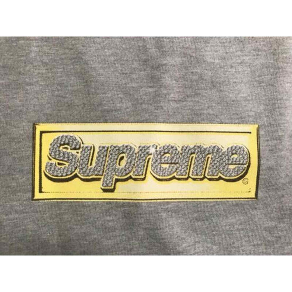 昔Supreme bling bling Jersey M Supreme Bling Tee (SS20) - $38