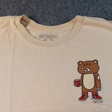 Riot Society Sugee Bear T-Shirt Mens Large Beige Made in USA 100% Cotton (Flaw)