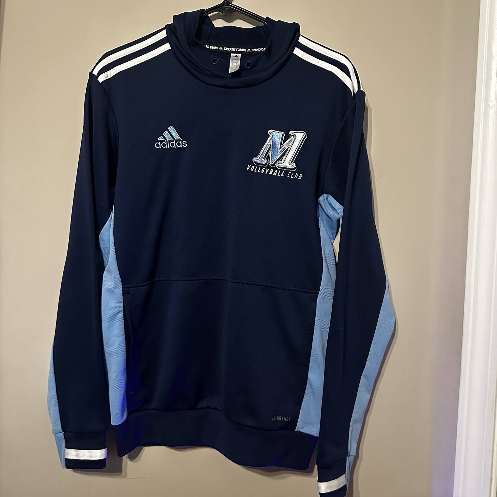 Adidas Men’s Blue Hoodie Size M1 Volleyball Club Active Size Small EUC