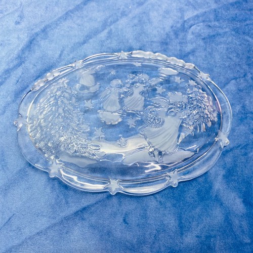 Mikasa HOLIDAY LIGHTS Crystal Glass Frosted Angels Christmas Sweet 9" Oval Plate - Picture 3 of 10