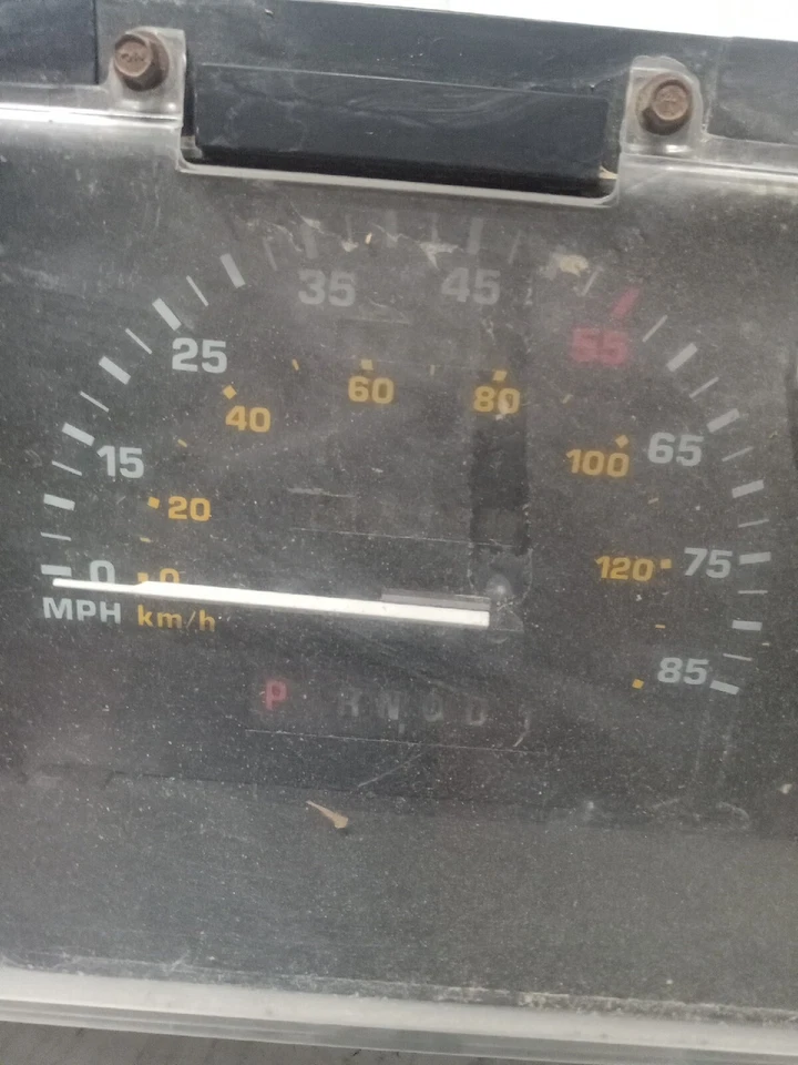 Ford Taurus 1988; tablero de instrumentos velocímetro piezas Foto 3 de 4