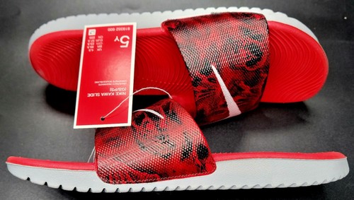 Nike Kawa Slide/Sandals Professionally Customized With Zombies Sz 5Y New - Picture 3 of 7