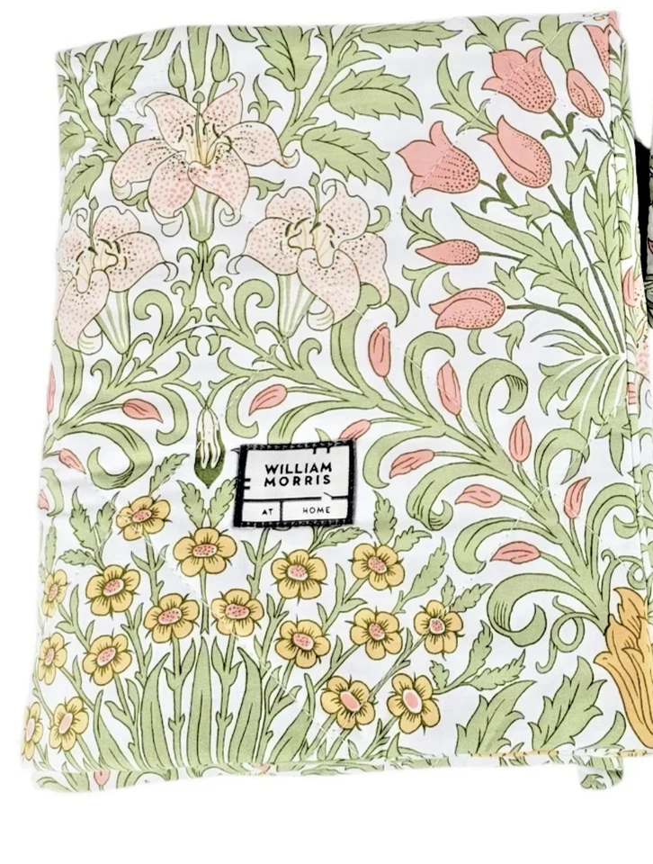 Juego de 2 farsas acolchadas William Morris Garden King | Hojas verdes florales botánicas Foto 2 de 4