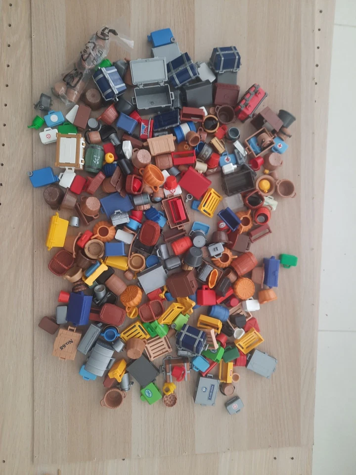 Gros Lot Bagages, Sacs,  Tonneaux Playmobil - Photo 1/1