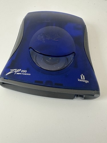 iOmega Zip 250 Z250USBPCMBP 250MB USB Power External Disk Drive (No Cables) - Photo 2/4